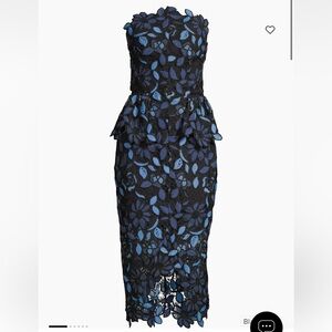 Elegant Black and Blue Floral Lace Dress